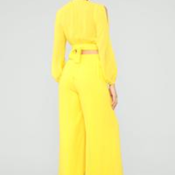 Fashion Nova | Yellow 2 Piece Set - Picture 3 of 3